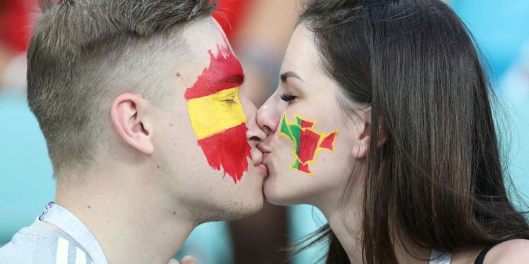 آیا رابطه جنسی یک شبه در جام جهانی قطر منع قانونی دارد؟