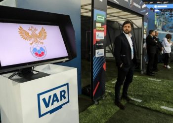 آفساید نیمه خودکار