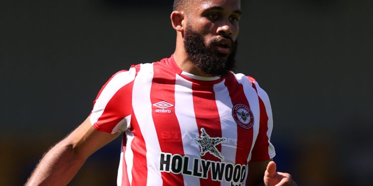 برایان امبمو پیش از آغاز جام جهانی ۲۰۲۲ ملیت خود را تغییر داد تا برای کامرون بازی کند