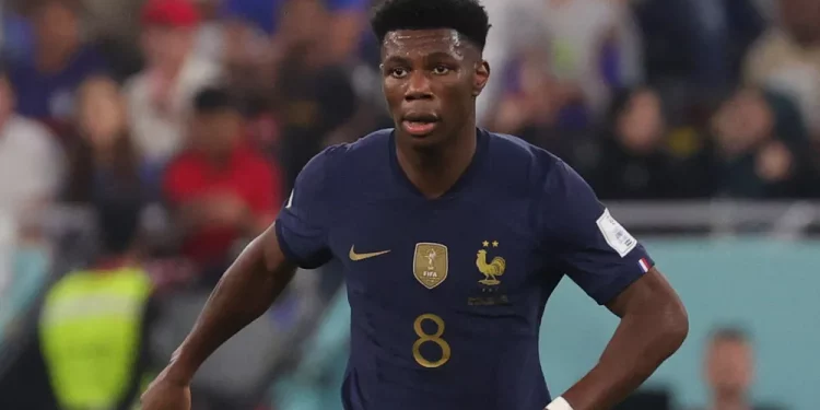 مصدومیت دو بازیکن تیم ملی فرانسه پیش از بازی مرحله نیمه نهایی