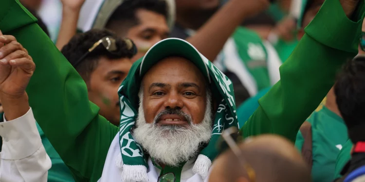 فرهنگ طرفداران تیم ملی عربستان سعودی، دنیا را شگفت‌زده کرد