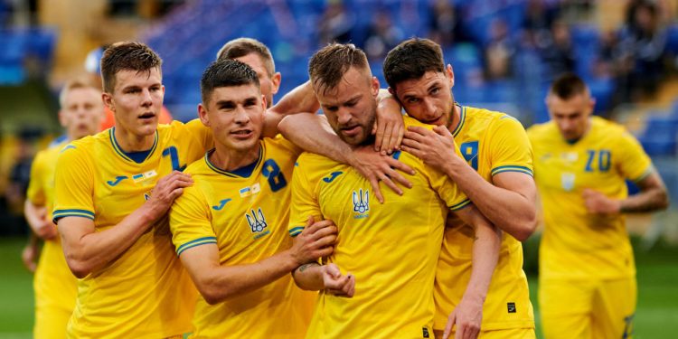 حمایت مالی صرافیهای ارزهای دیجیتال از تیم ملی فوتبال اوکراین