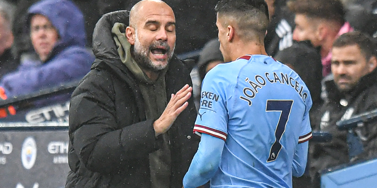 آیا اختلاف با گواردیولا باعث ترک کانسلو از منچسترسیتی میشود؟