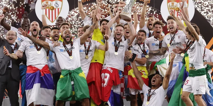 هفتمین قهرمانی سویا در لیگ اروپا با غلبه بر مورینیو و رم