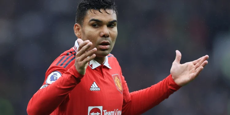 عملکرد ضعیف کاسمیرو در هفتههای اخیر و نگرانی کادر فنی منچستریونایتد