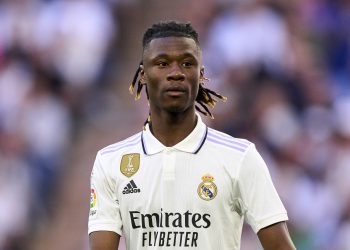 تمدید قرارداد کاماوینگا با رئال مادرید با افزدون بند آزادسازی ۱ میلیارد یورویی