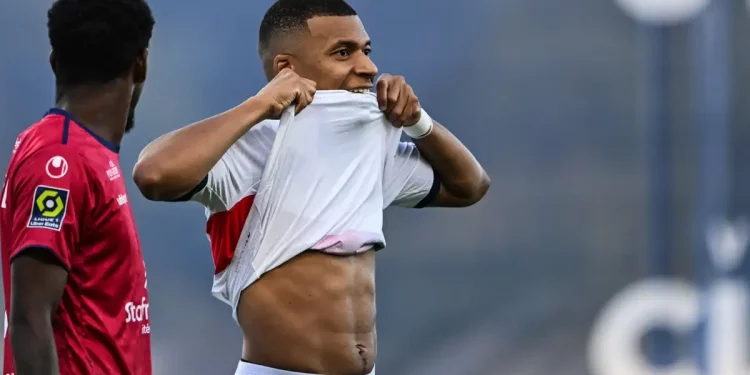 یک تساوی دیگر برای پاریسیها: امباپه و دمبله ناموفق در گلزنی